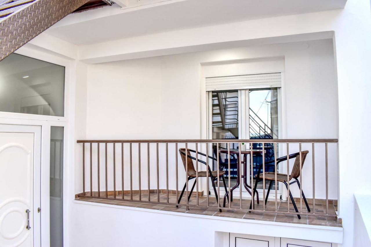 La Maison Plakes 3 Bdr Apt Скіатос Екстер'єр фото